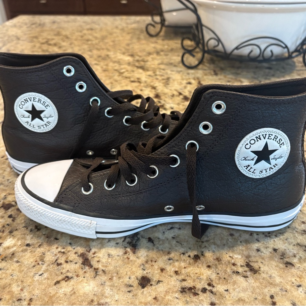Converse Brown Velvet Chuck Taylor High-Top Sneakers Classic Design